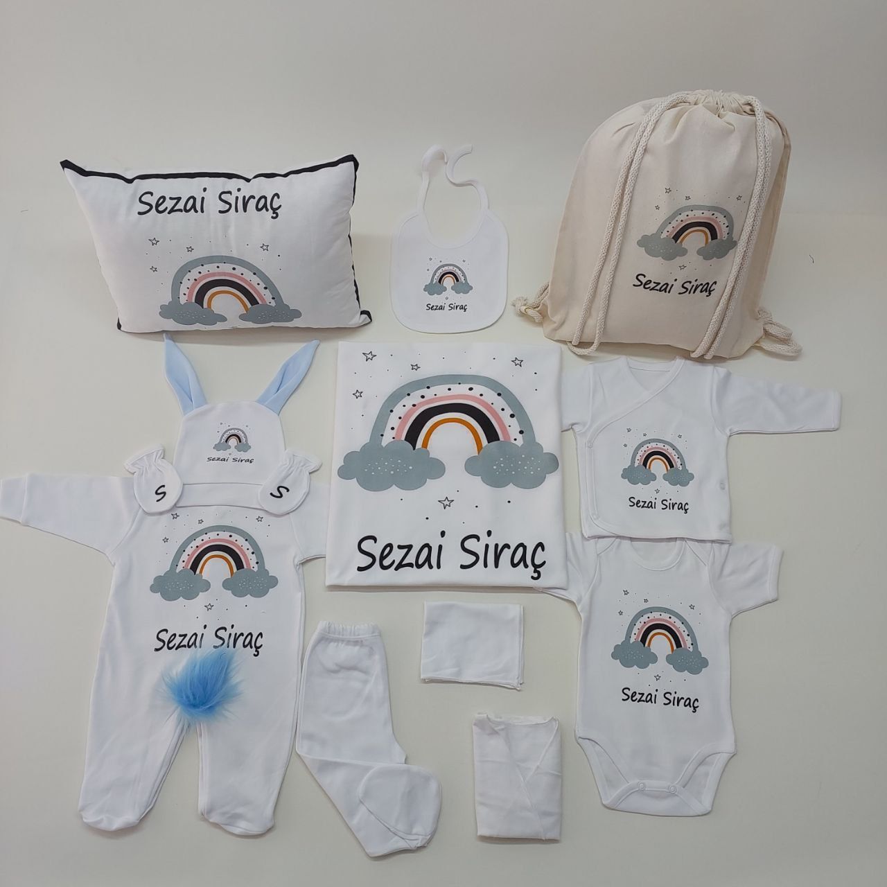 12 Parça Baskılı Mavi Gökkuşağı Desenli Hastane Çıkış Set