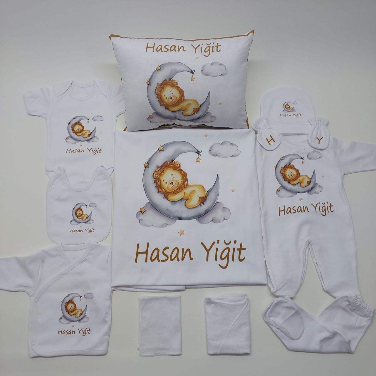 12 Parça Baskılı Aslan Desenli Hastane Çıkış Set
