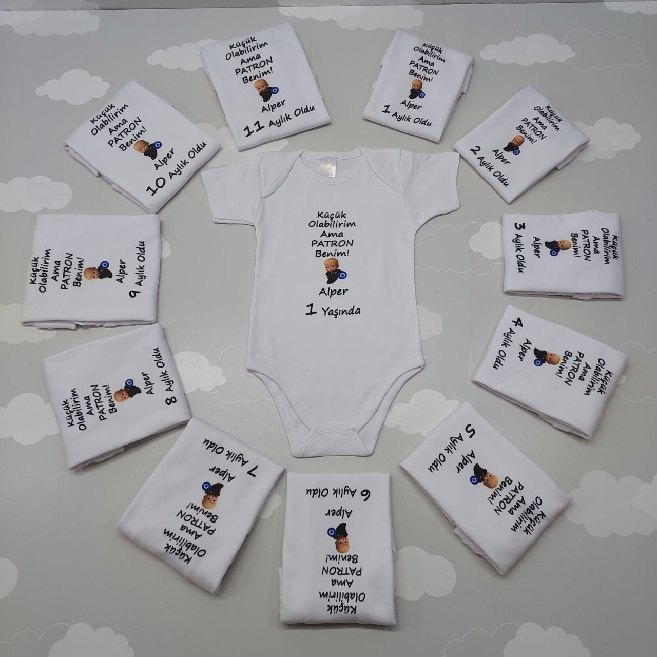 12 Aylık Patron Bebek Desenli Zıbın Seti