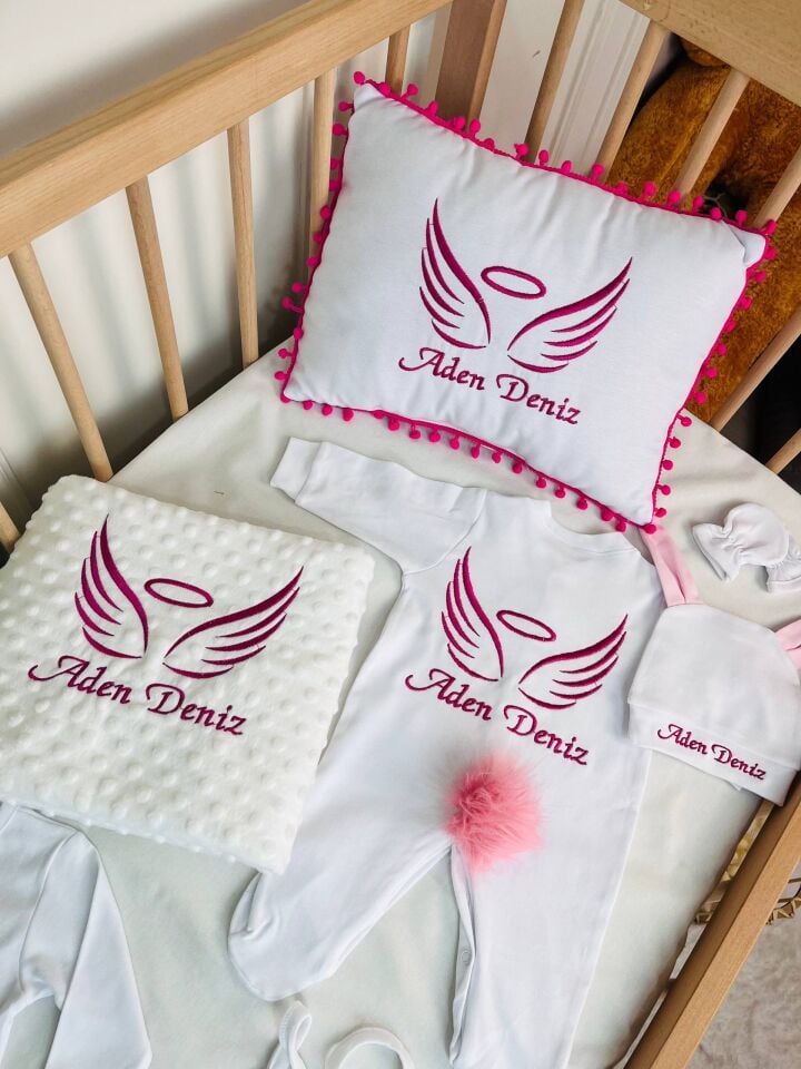 Nakışlı Beyaz Pembe Hastane Çıkış Seti Yastıklı Tam Set