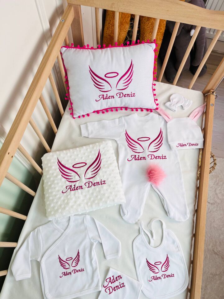 Nakışlı Beyaz Pembe Hastane Çıkış Seti Yastıklı Tam Set