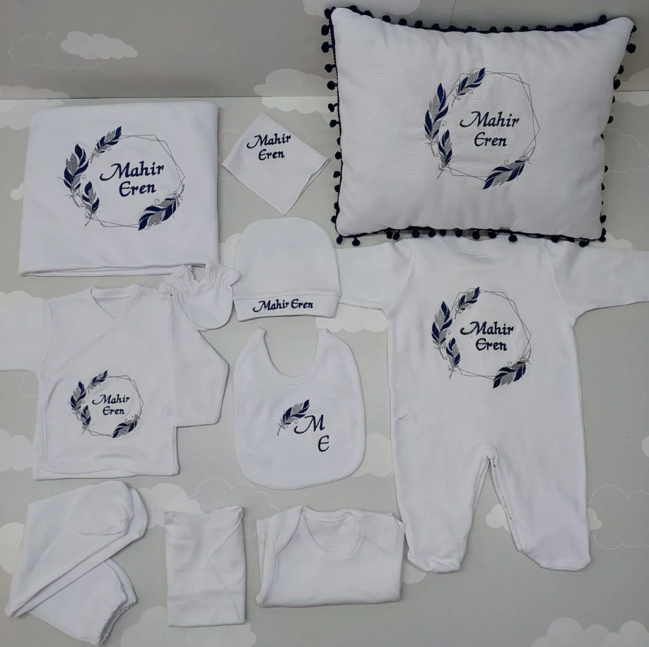 Nakışlı Beyaz Lacivert Hastane Çıkış Seti Yastıklı Tam Set