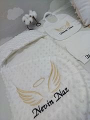 Kundaklı Nakışlı Beyaz Gold Tam Set