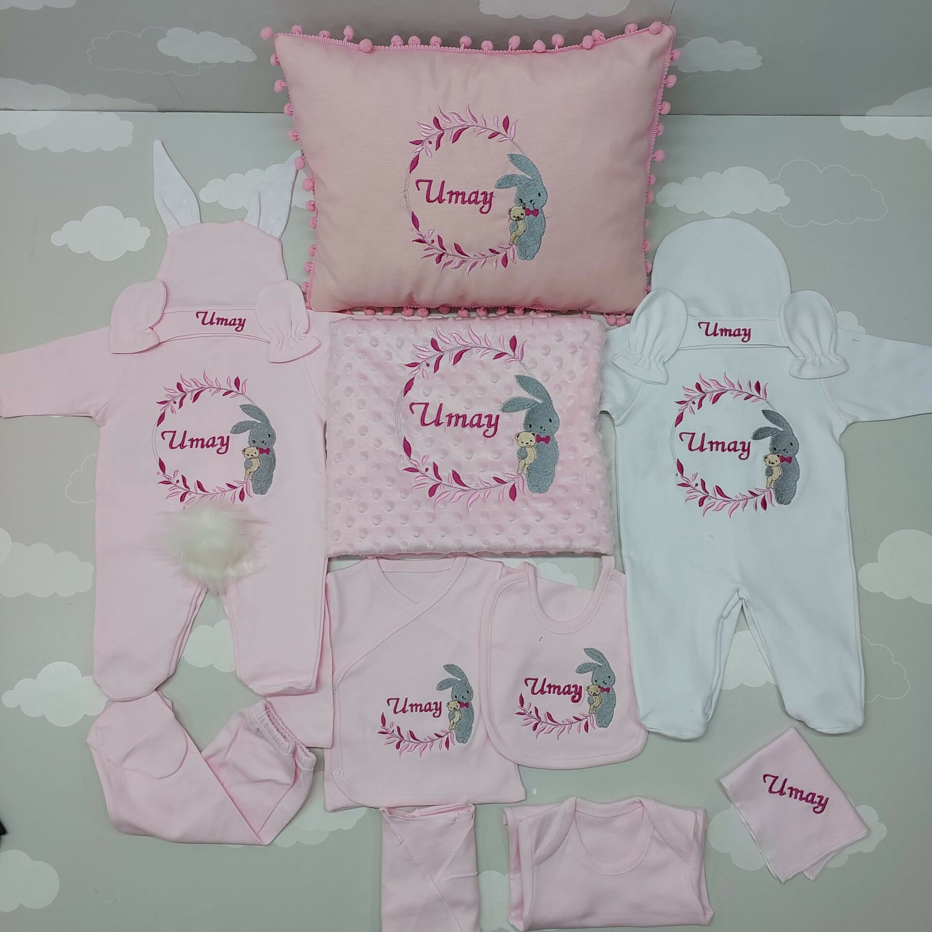 Nakışlı Pembe 14 Parça Hastane Çıkış Seti