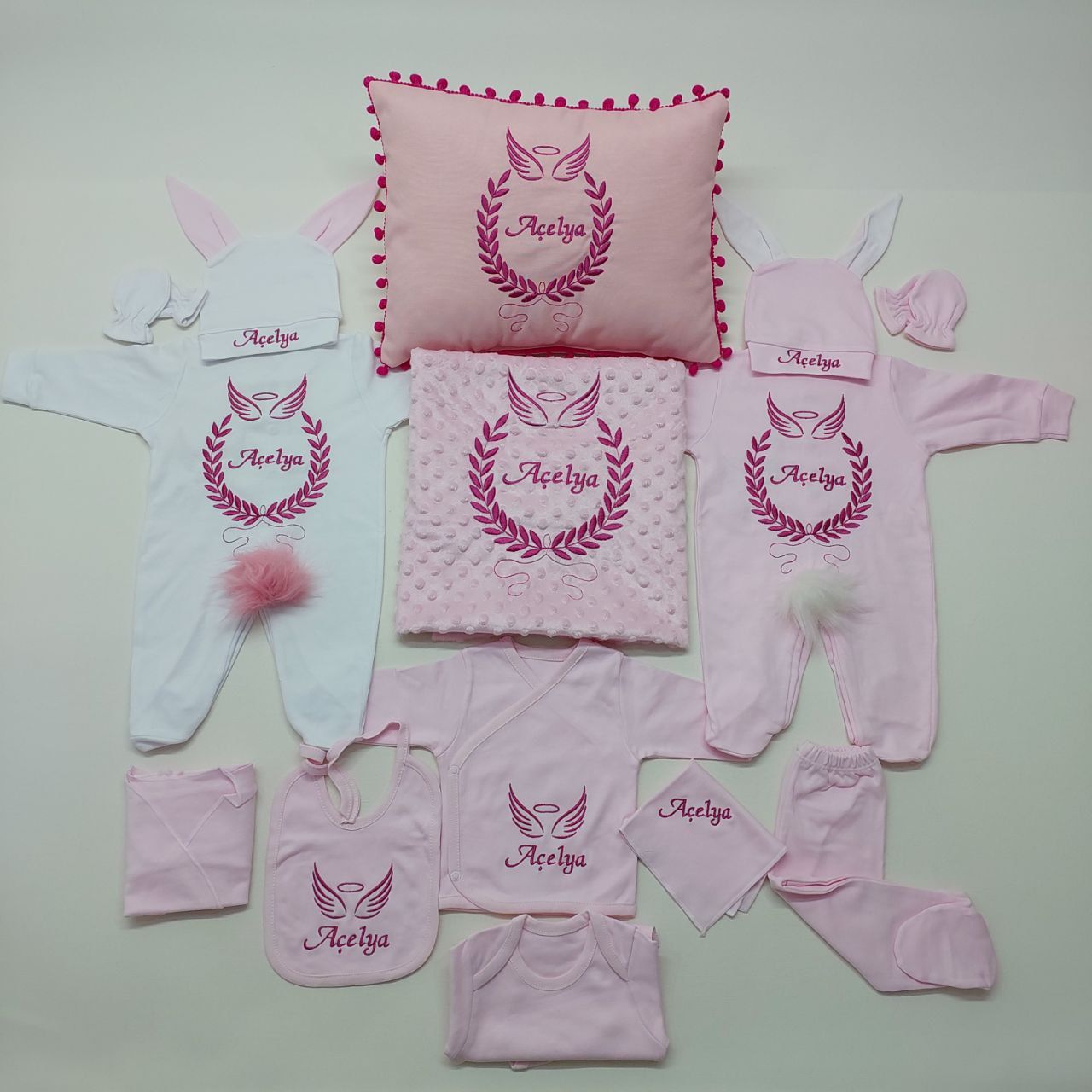 Nakışlı Pembe 14 Parça Hastane Çıkış Seti