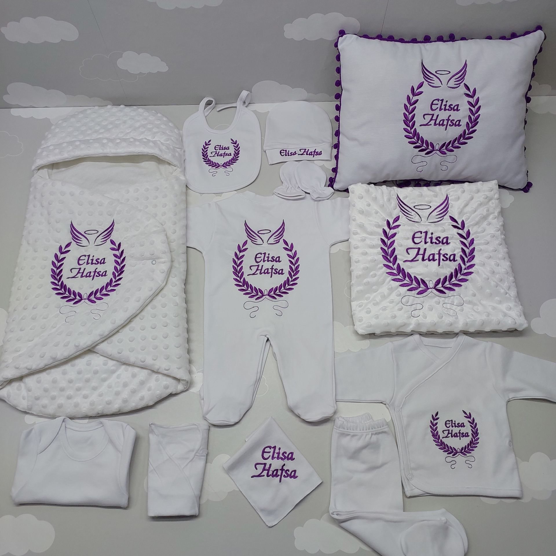 Avantajlı 12 Parça Beyaz Mor Nakışlı Set