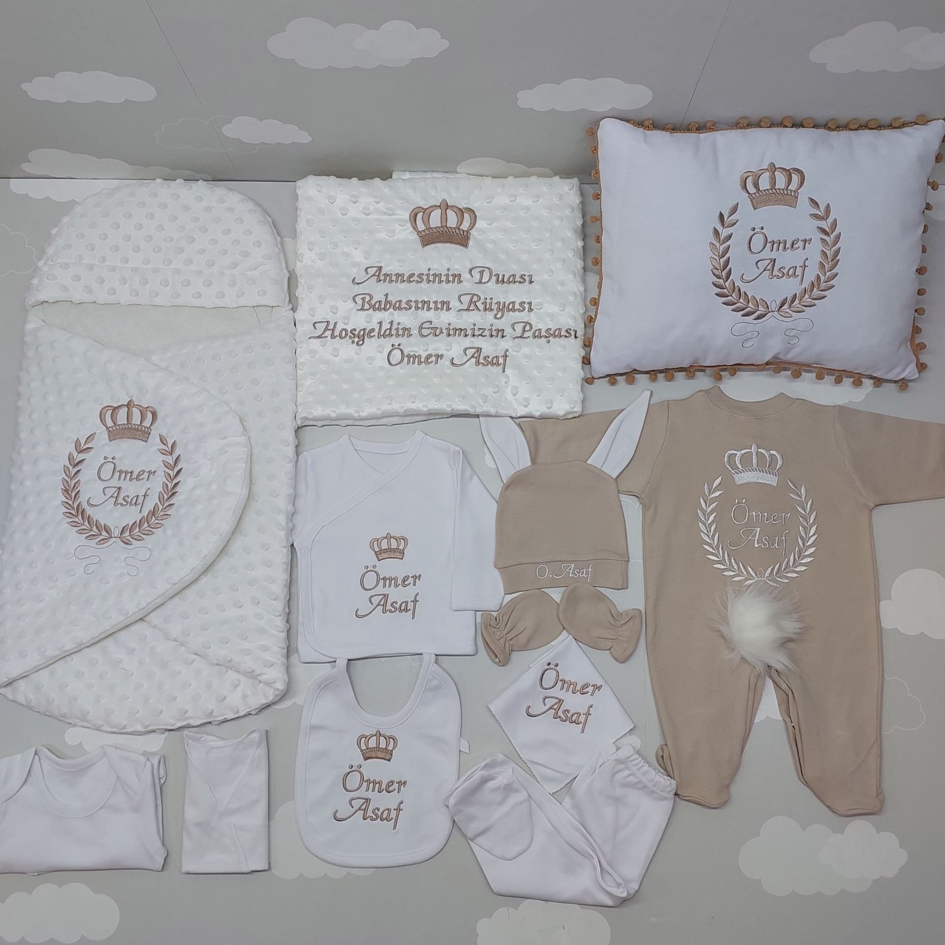 Avantajlı 12 Parça Beyaz Bej Desenli Nakışlı Set