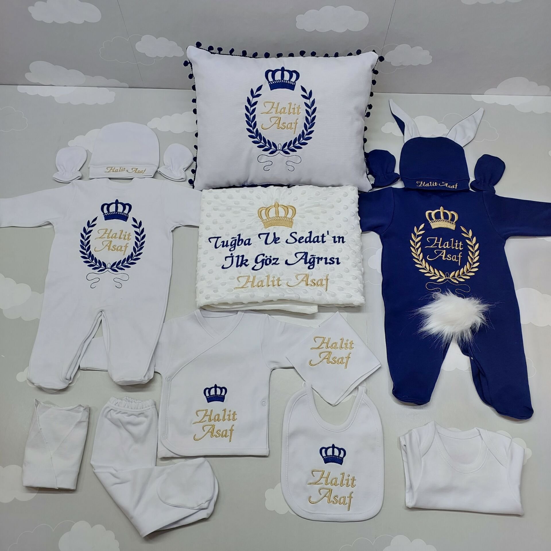 Nakışlı Beyaz Lacivert Desenli 14 Parça Hastane Çıkış Seti