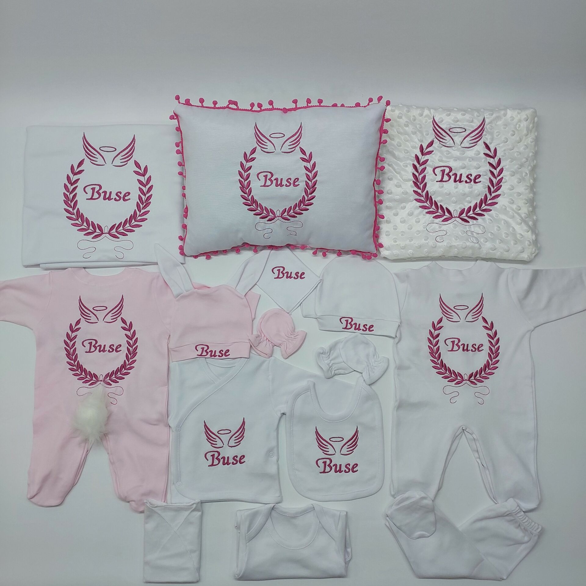 Nakışlı Pembe Desenli 15 Parça Hastane Çıkış Seti