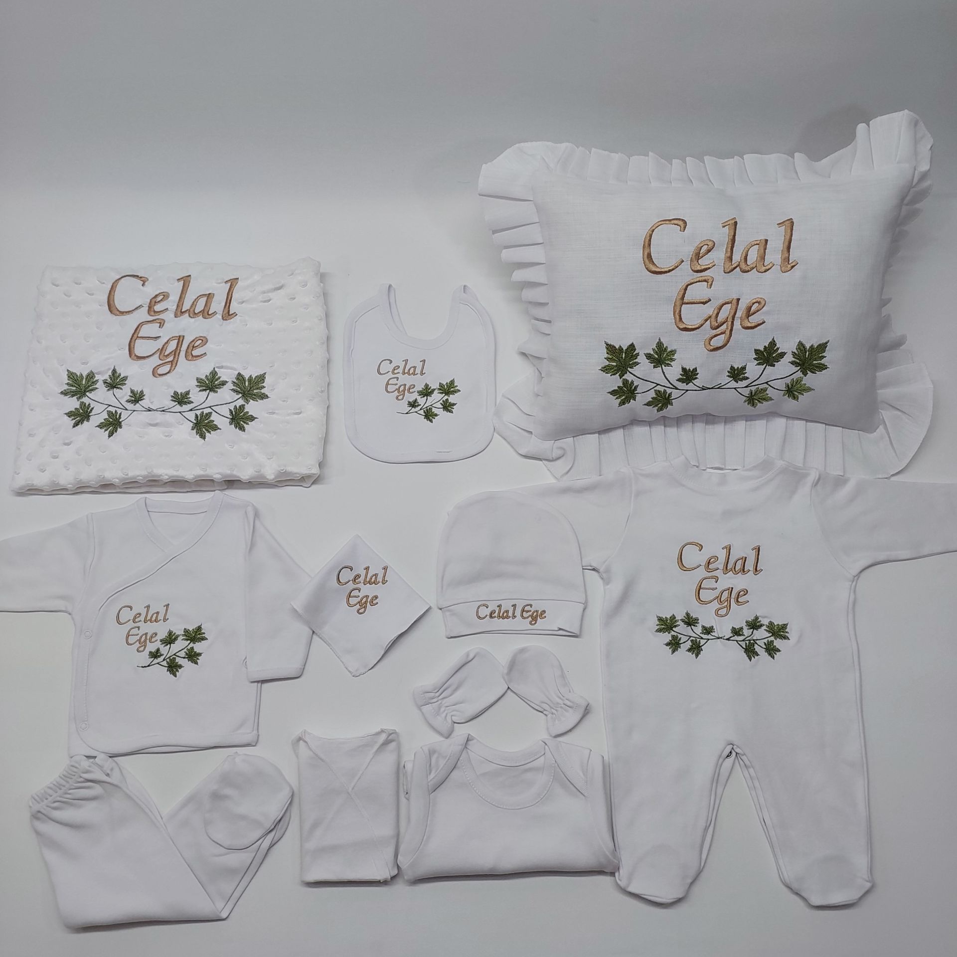 Nakış Çınar Yaprak Desen Hastane Çıkış Seti Yastıklı Tam Set