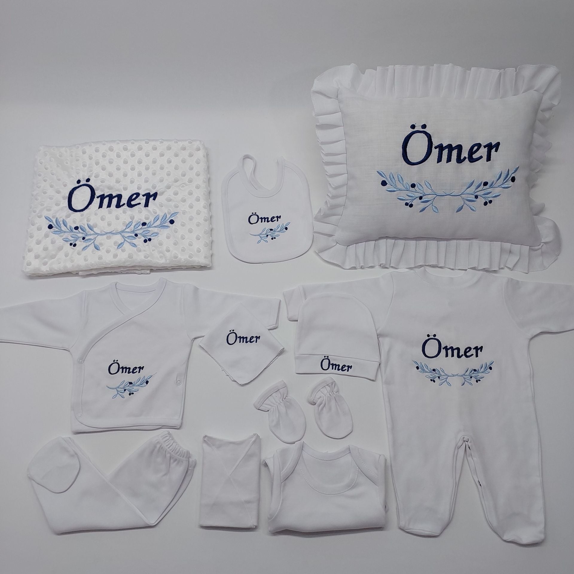 Nakışlı Laci Mavi Desen Hastane Çıkış Seti Yastıklı Tam Set