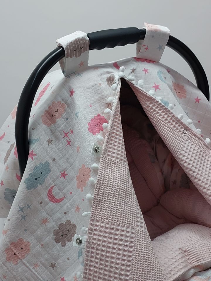Nakışlı Çift Taraflı Bulut Desenli Pembe Puset Örtüsü Takımı
