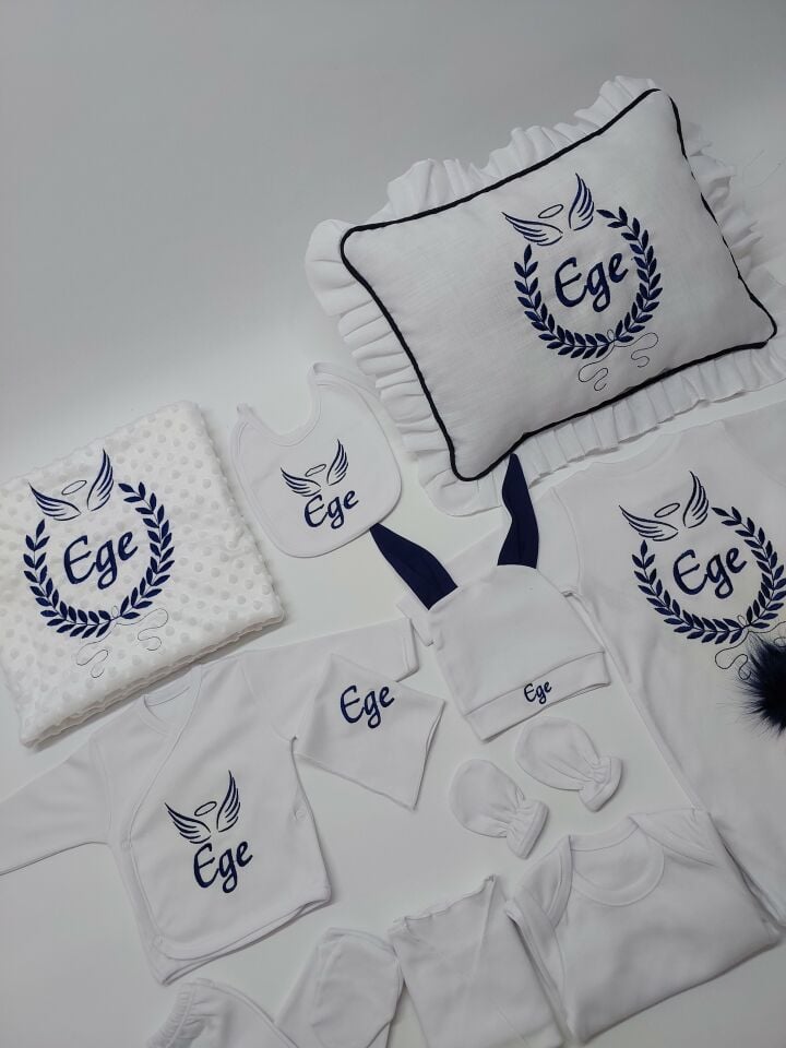 Nakışlı Beyaz Laci Desen Hastane Çıkış Seti Yastıklı Tam Set