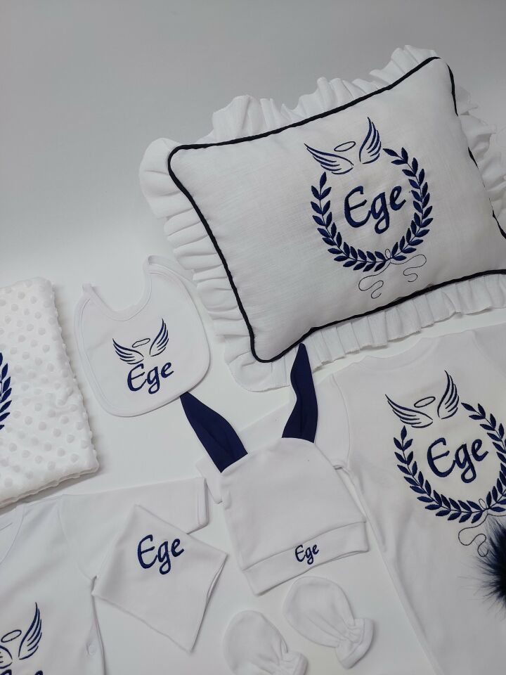 Nakışlı Beyaz Laci Desen Hastane Çıkış Seti Yastıklı Tam Set