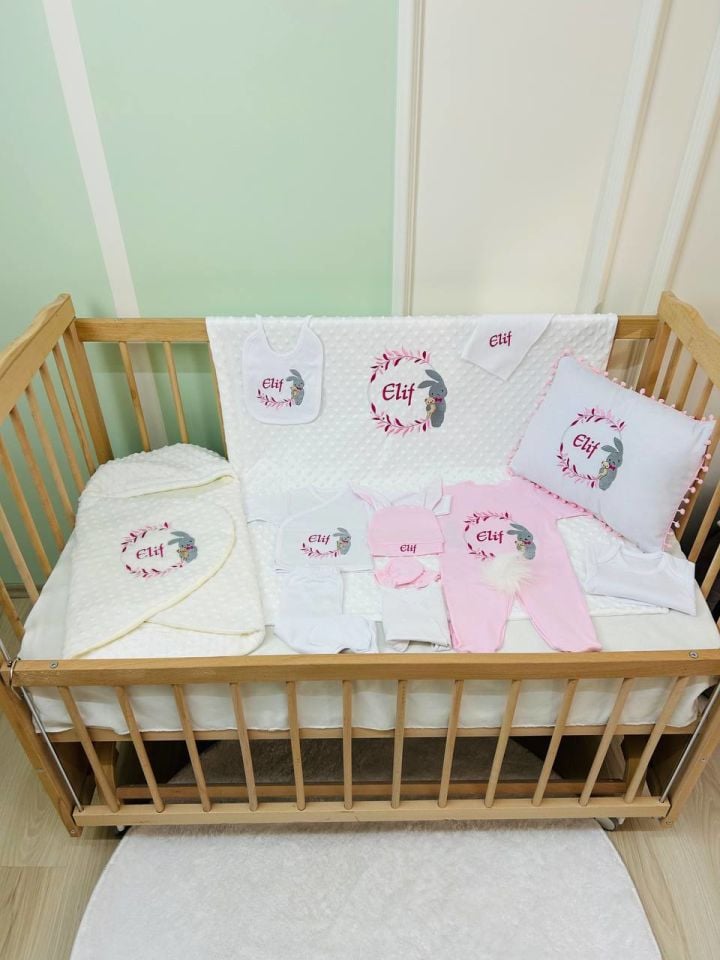 Avantajlı 12 Parça Tavşan Nakışlı Set