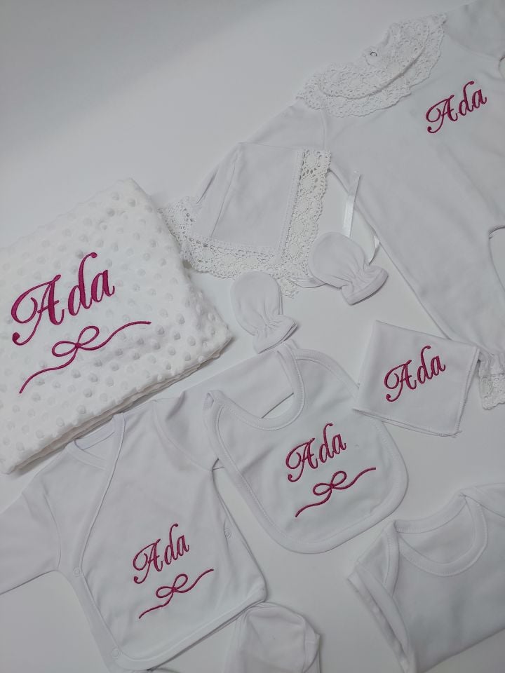 Nakışlı Dantelli Beyaz 10 Parça Hastane Çıkış Seti