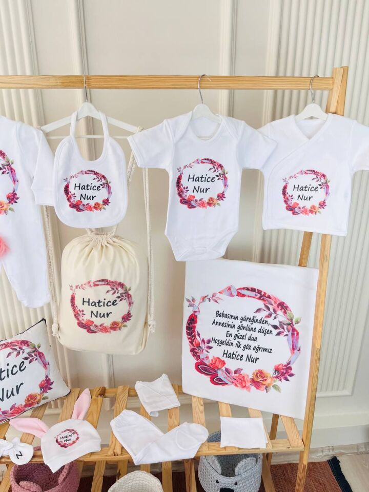 12 Parça Baskılı Pembe Çerçeve Desenli Hastane Çıkış Set