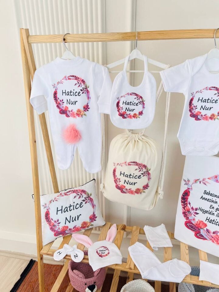 12 Parça Baskılı Pembe Çerçeve Desenli Hastane Çıkış Set