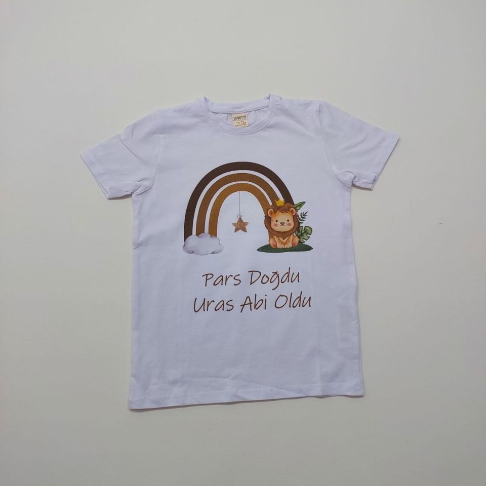 Gökkuşağı Desenli Abi-Abla Oldum Yazılı Tişört