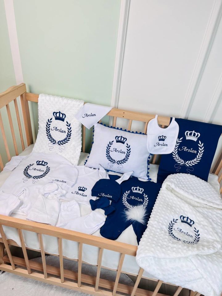 Nakışlı Lacivert Beyaz Desenli 16 Parça Hastane Çıkış Seti