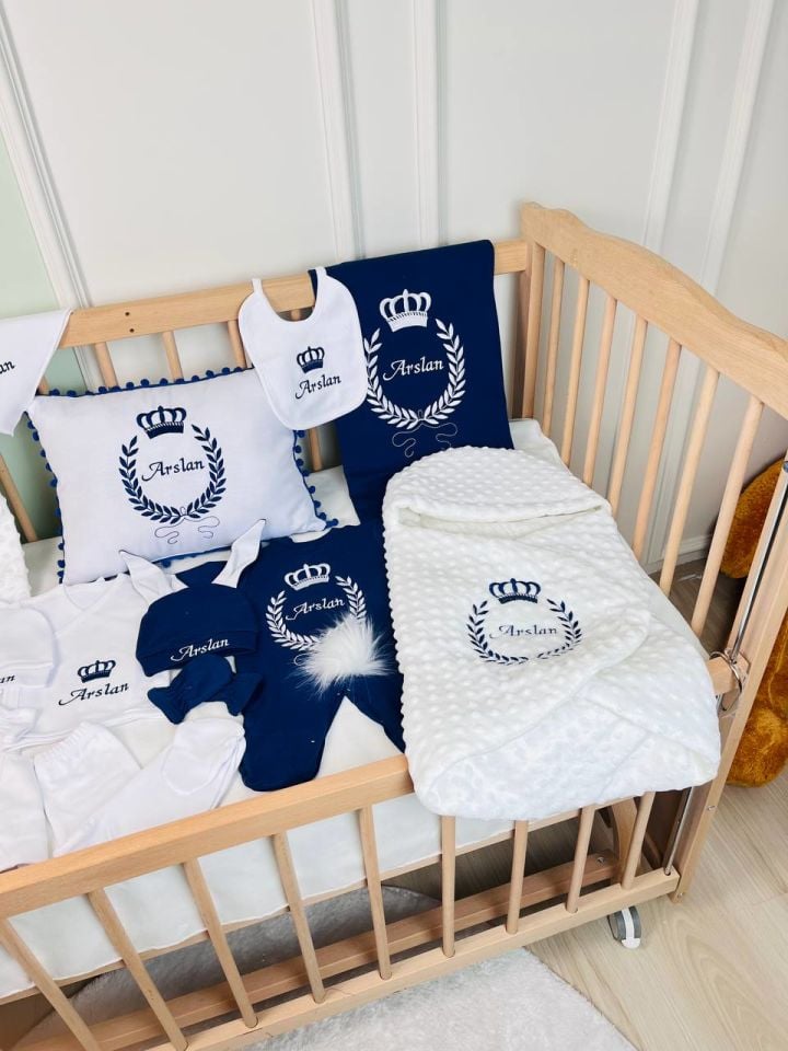 Nakışlı Lacivert Beyaz Desenli 16 Parça Hastane Çıkış Seti