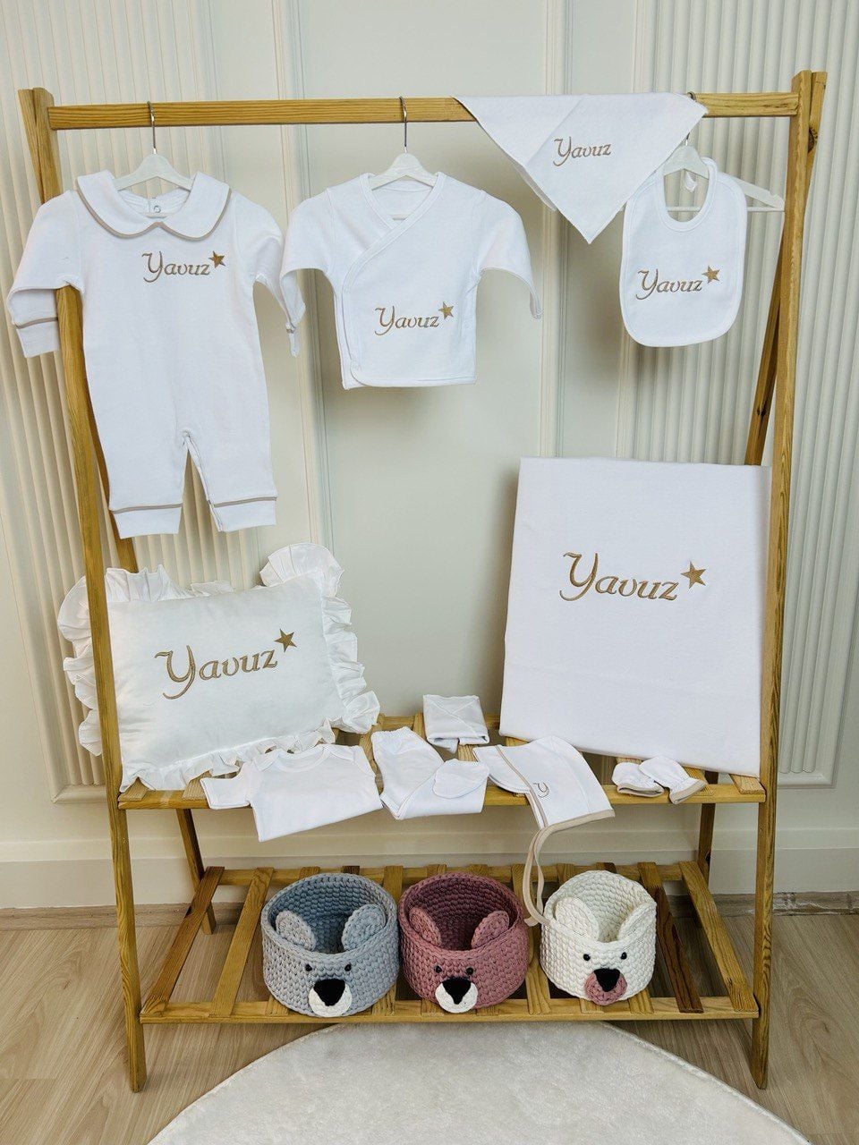 Latte Biyeli Nakışlı Yıldız Desenli Hastane Çıkış Seti