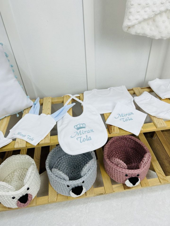 Avantajlı 12 Parça Beyaz Mavi Nakışlı Set