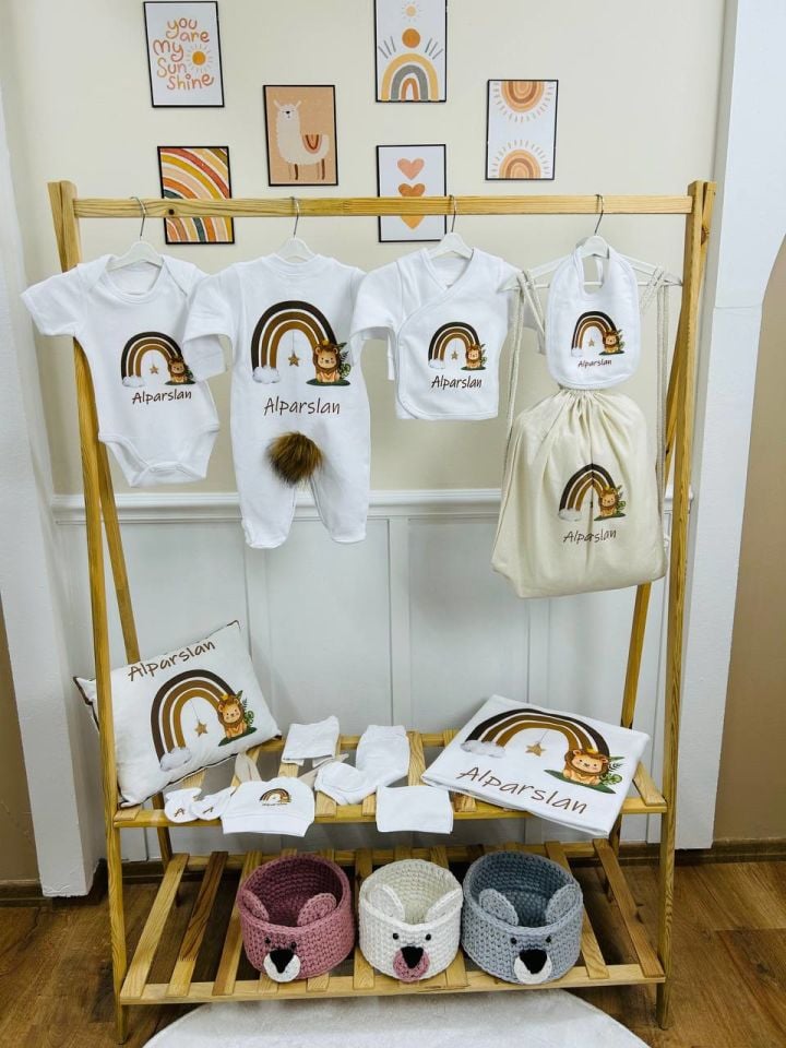 12 Parça Baskılı Gökkuşağı Aslan Desenli Hastane Çıkış Set