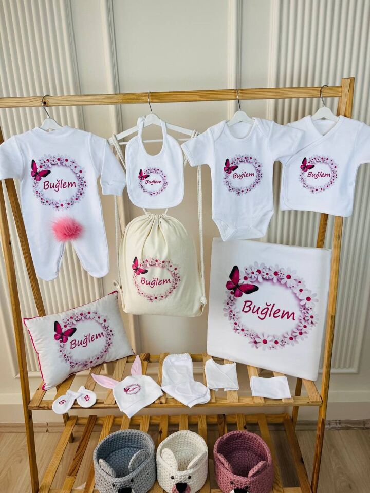 12 Parça Baskılı Pembe Kelebek Desenli Hastane Çıkış Set