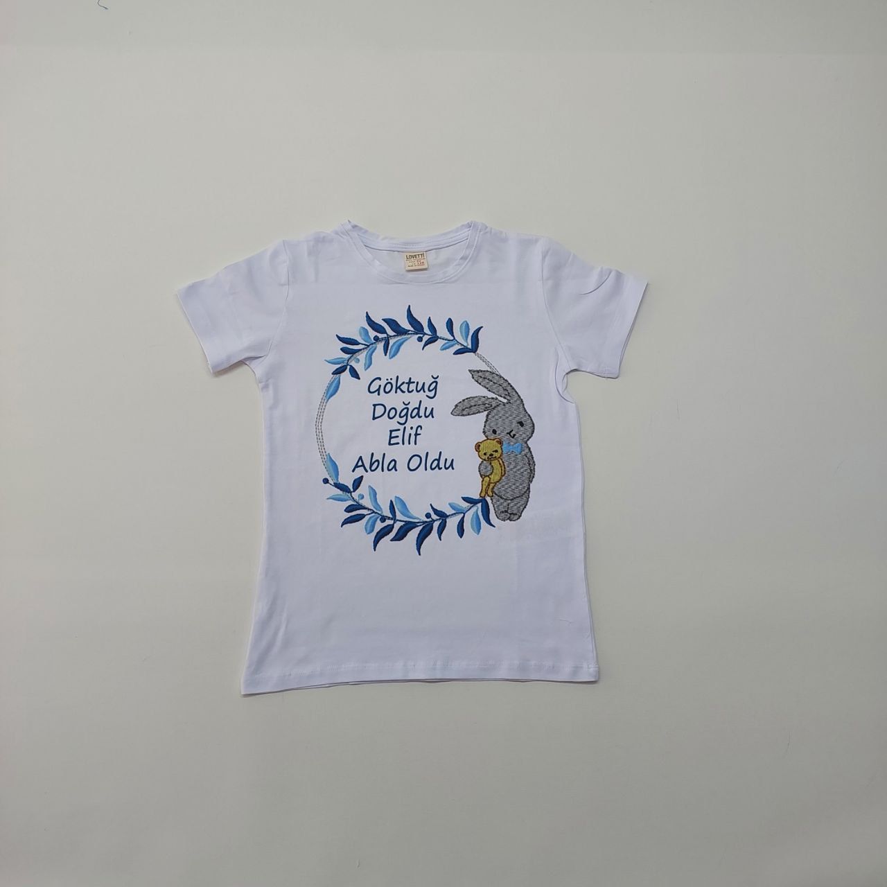 Gri Mavi Tavşan Model Abi-Abla Oldum Yazılı Tişört