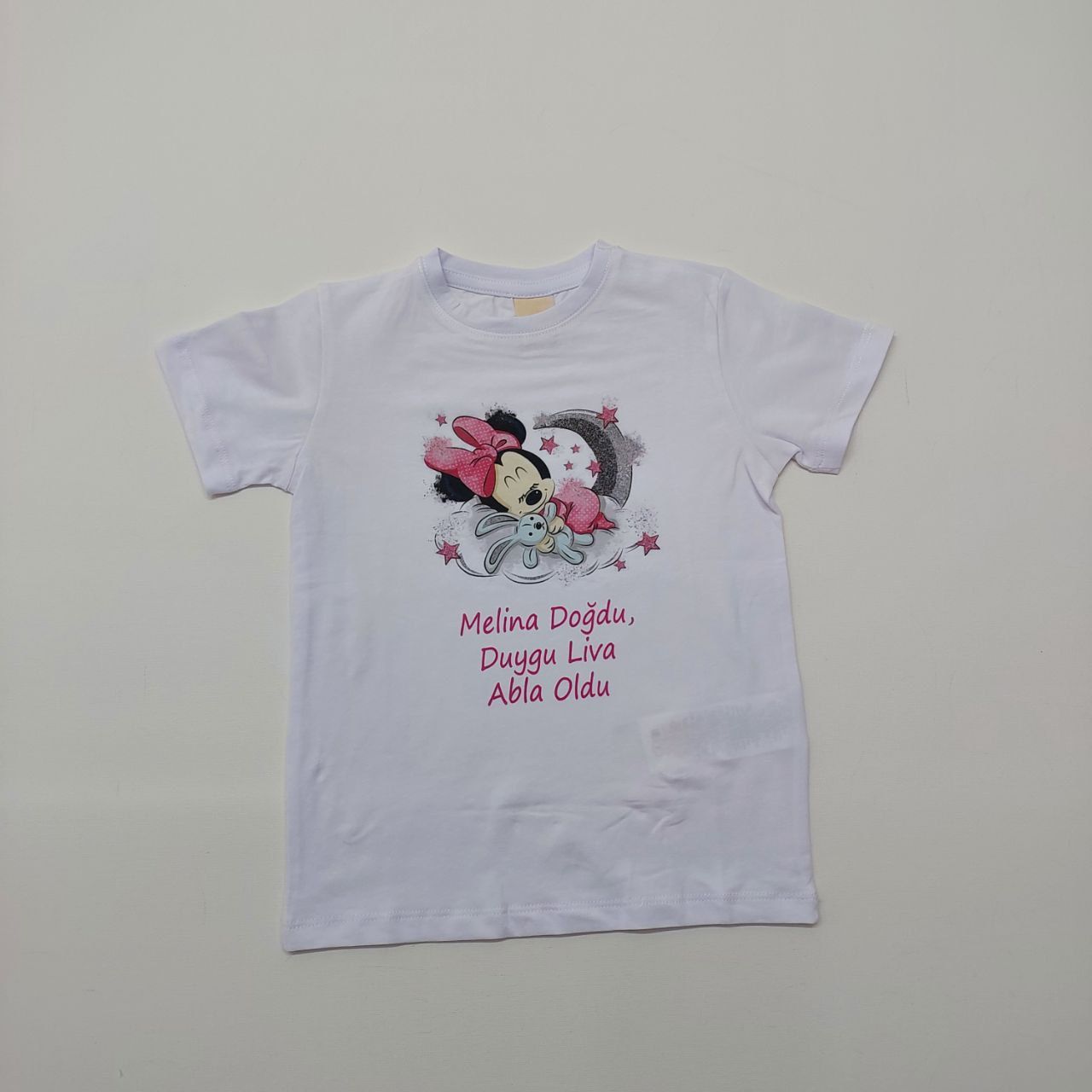 Minnie Mouse Desenli Baskılı Abi-Abla Oldum Yazılı Tişört