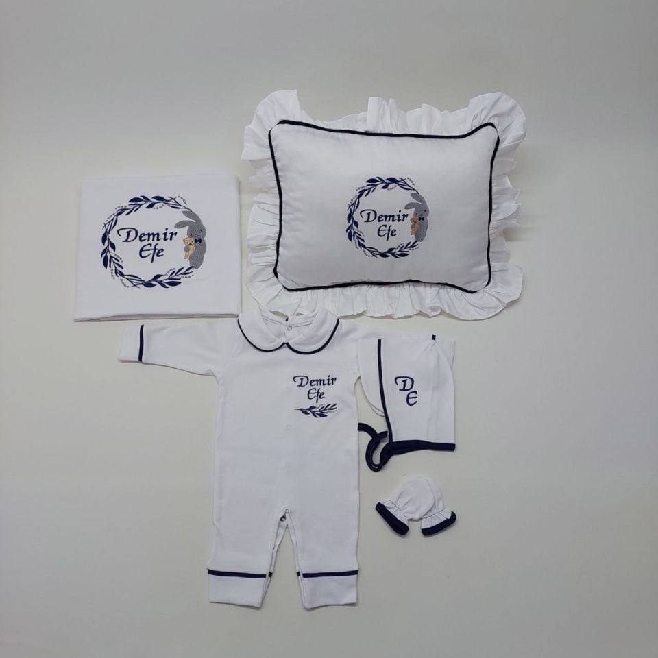 Lacivert Tavşan Desenli Nakışlı Beş Parça Hastane Çıkışı