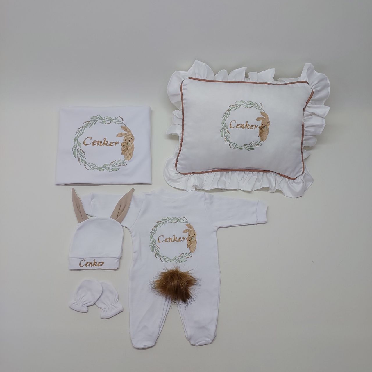 Kahve Tavşan Desen Kulaklı Nakışlı Beş Parça Hastane Çıkışı