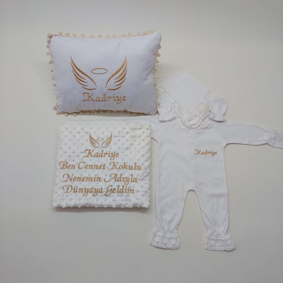 Dantelli Kanat Desenli Nakışlı Beş Parça Hastane Çıkışı