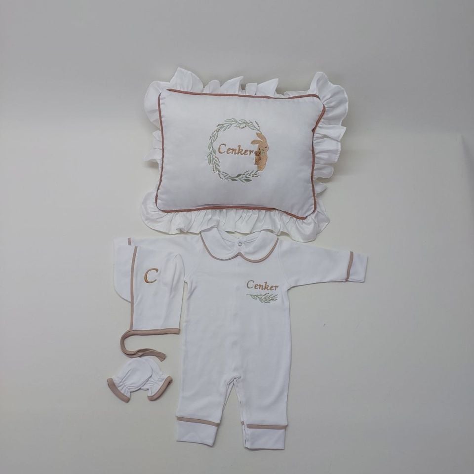 Tavşan Desenli Nakışlı Dört Parça Hastane Çıkışı