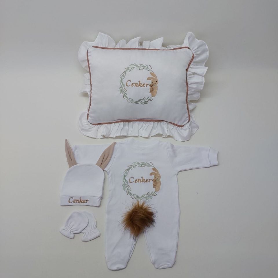 Tavşan Desenli Nakışlı Dört Parça Hastane Çıkışı