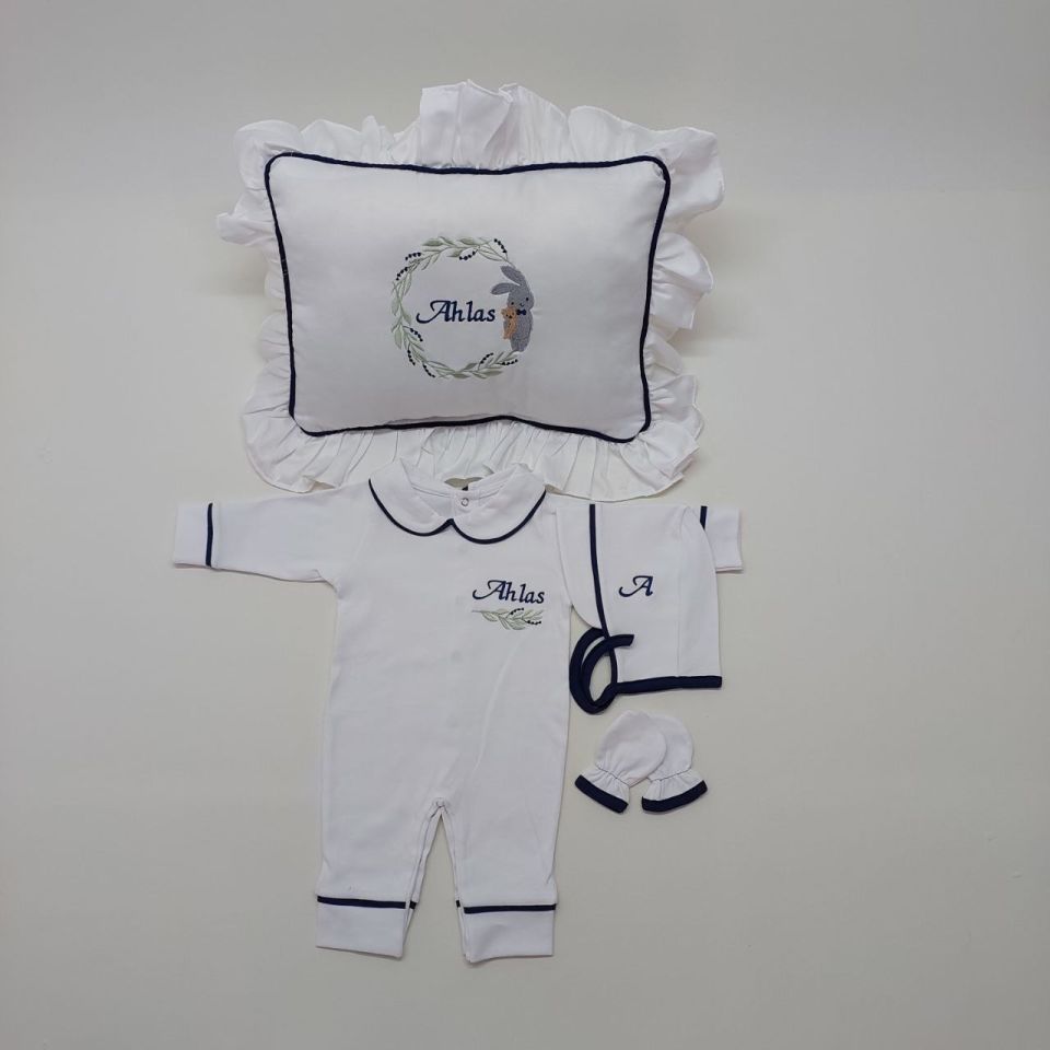 Gri Tavşan Desenli Nakışlı Dört Parça Hastane Çıkışı