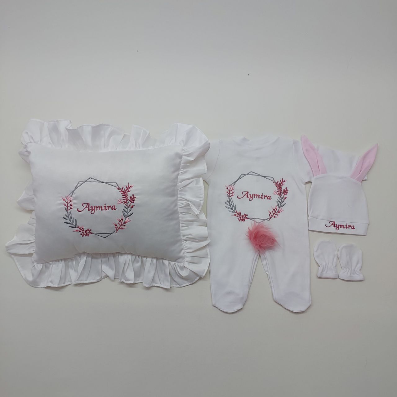 Tomurcuk Desenli Nakışlı Dört Parça Hastane Çıkışı