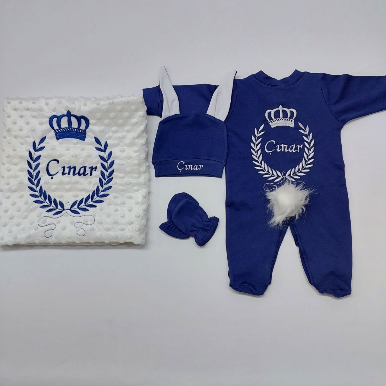 Lacivert Taç Desenli Nakışlı Dört Parça Hastane Çıkışı