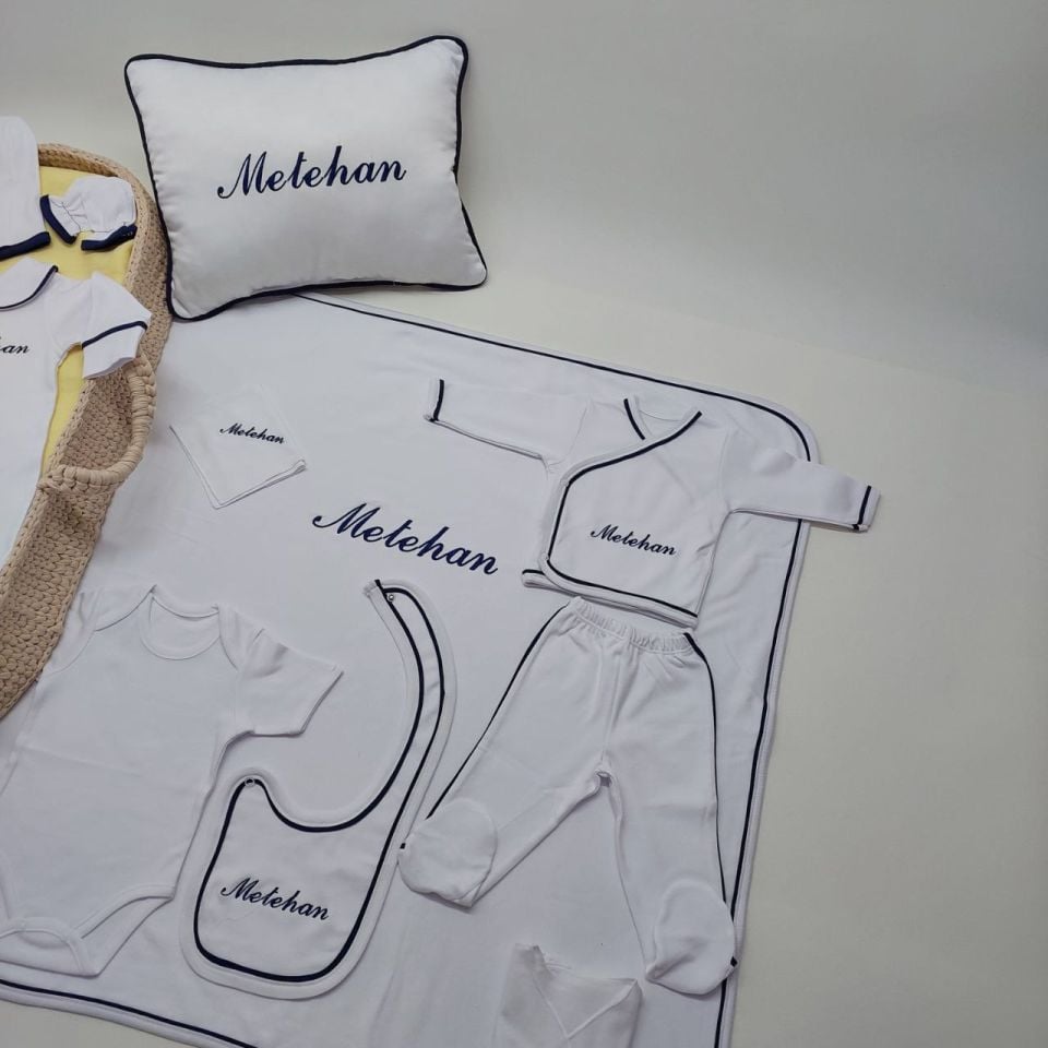 Lacivert Tamamı Biyeli Nakışlı Hastane Çıkış Seti