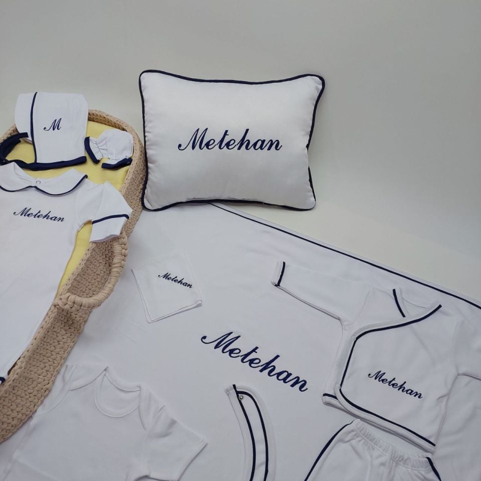 Lacivert Tamamı Biyeli Nakışlı Hastane Çıkış Seti