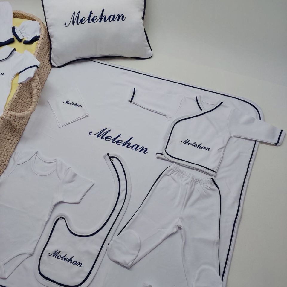 Lacivert Tamamı Biyeli Nakışlı Hastane Çıkış Seti