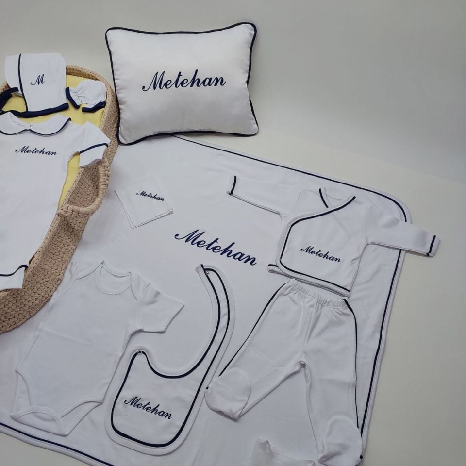 Lacivert Tamamı Biyeli Nakışlı Hastane Çıkış Seti