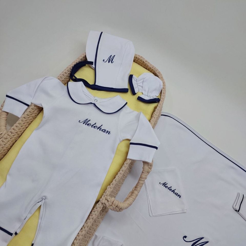 Lacivert Tamamı Biyeli Nakışlı Hastane Çıkış Seti