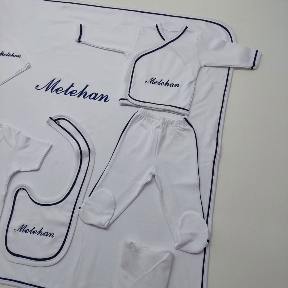 Lacivert Tamamı Biyeli Nakışlı Hastane Çıkış Seti