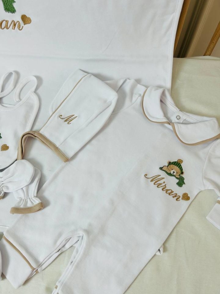 Uyuyan Ayıcık Desen Nakışlı Hastane Çıkış Seti