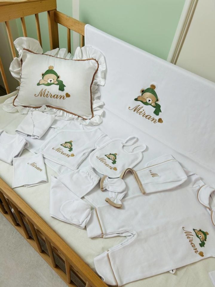 Uyuyan Ayıcık Desen Nakışlı Hastane Çıkış Seti