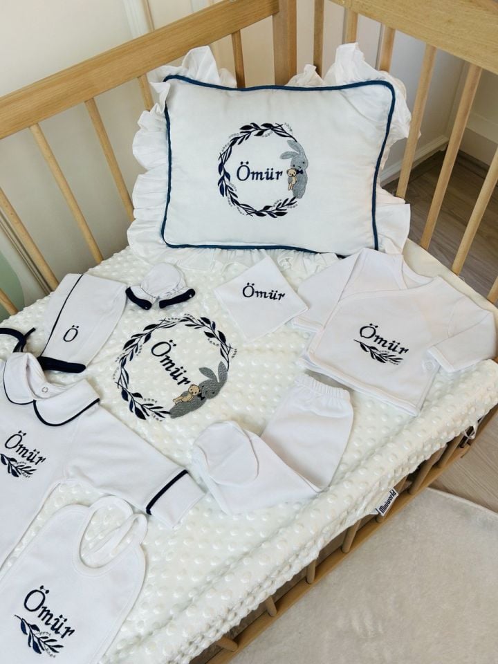 Lacivert Biyeli Nakışlı Tavşan Desen Hastane Çıkış Seti