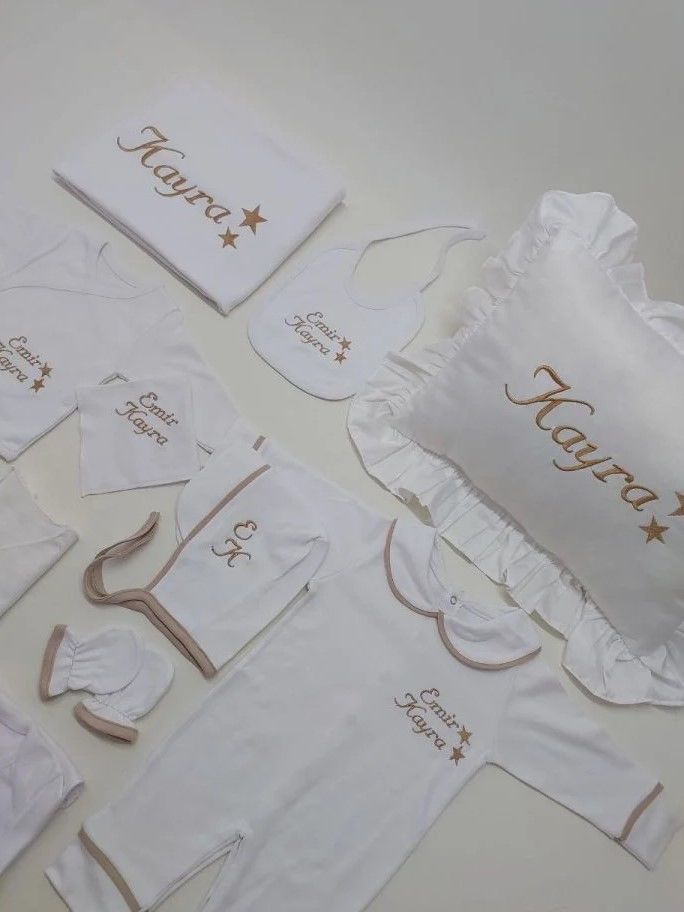 Latte Biyeli Nakışlı İki Yıldız Desenli Hastane Çıkış Seti