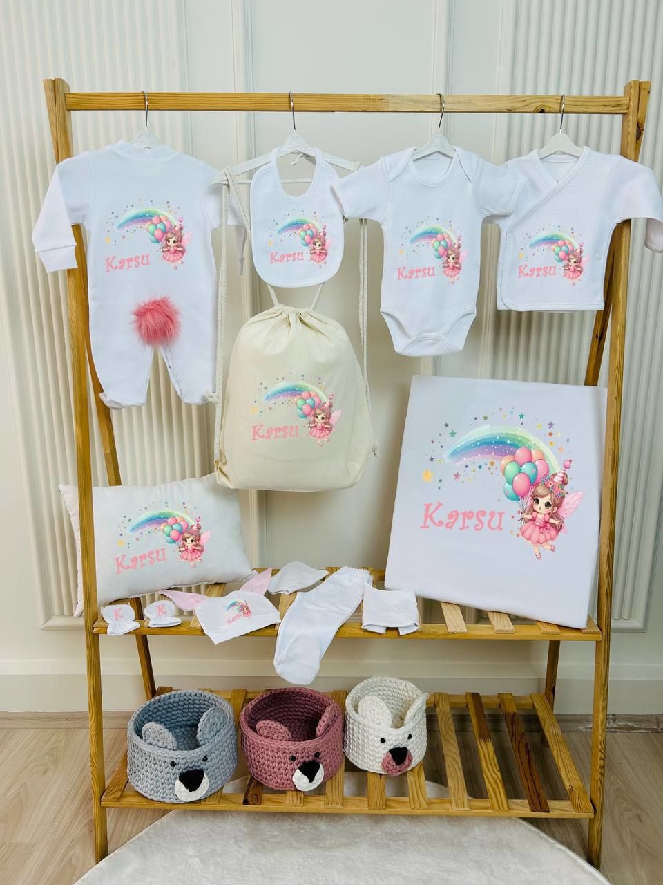 12 Parça Baskılı Peri Kızlı Gökkuşağı Desenli Hastane Çıkış Set